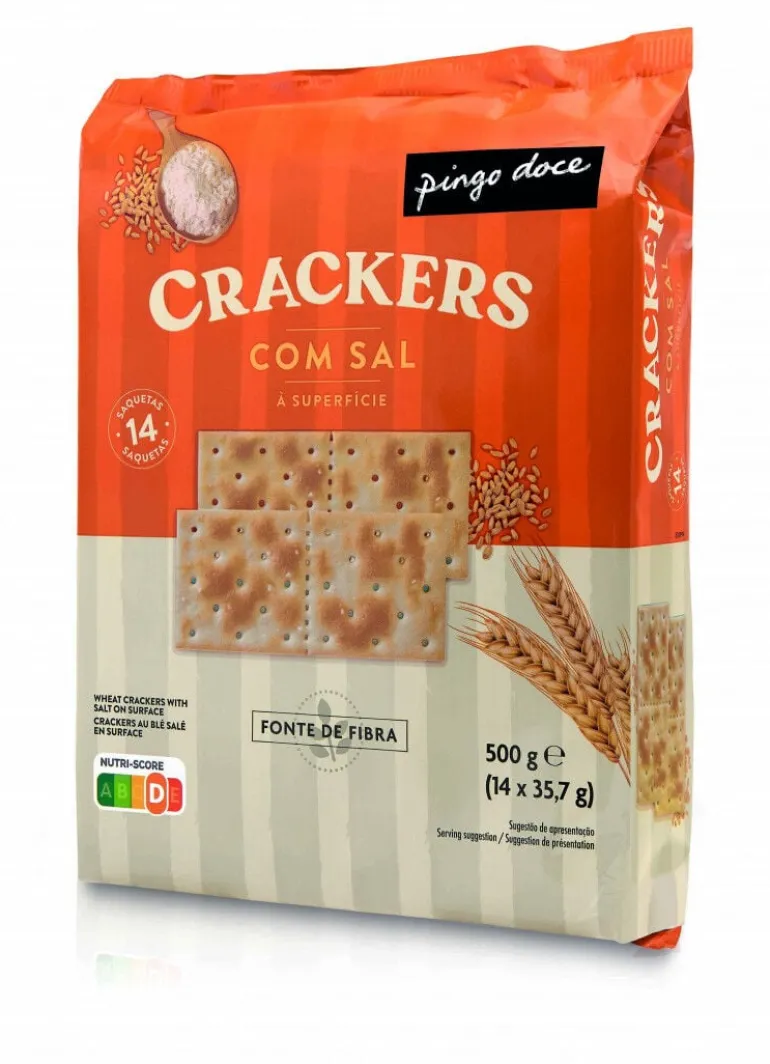 Bolachas Crackers com Sal na Superfície