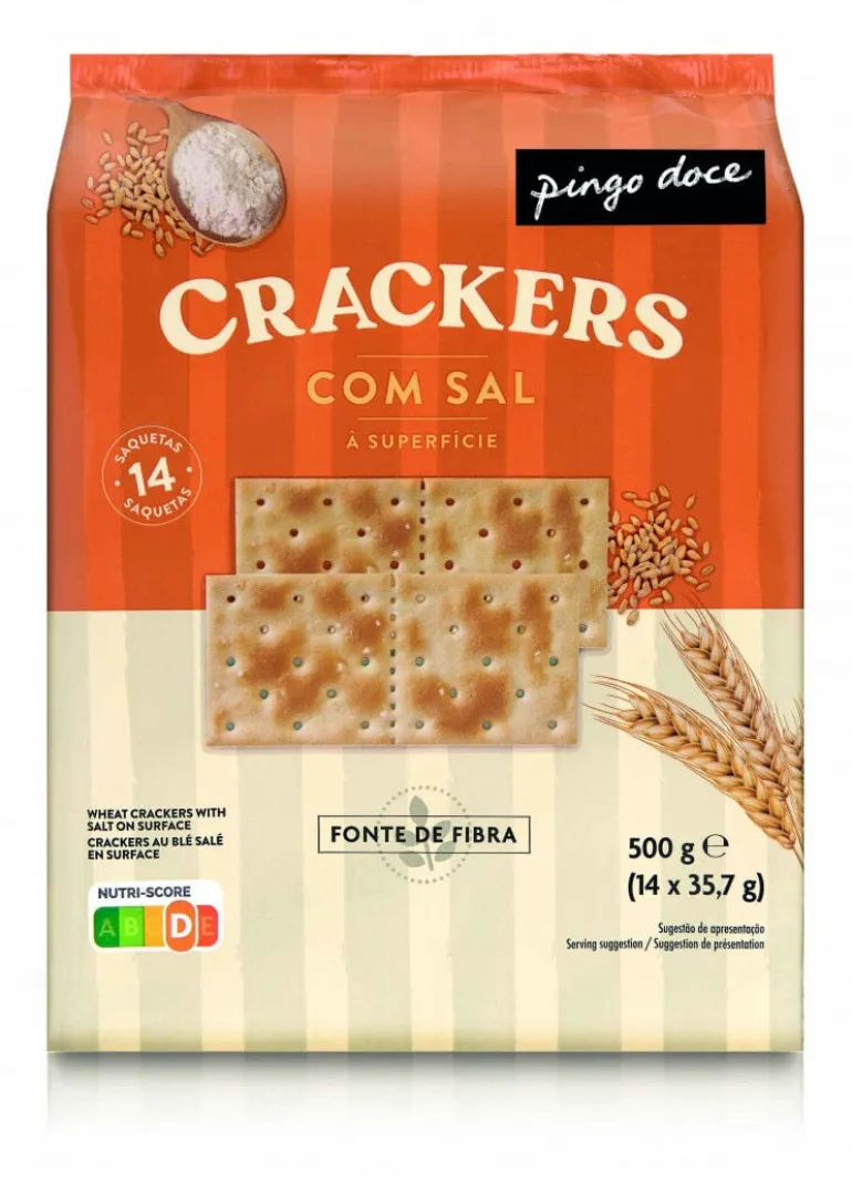 Bolachas Crackers com Sal na Superfície