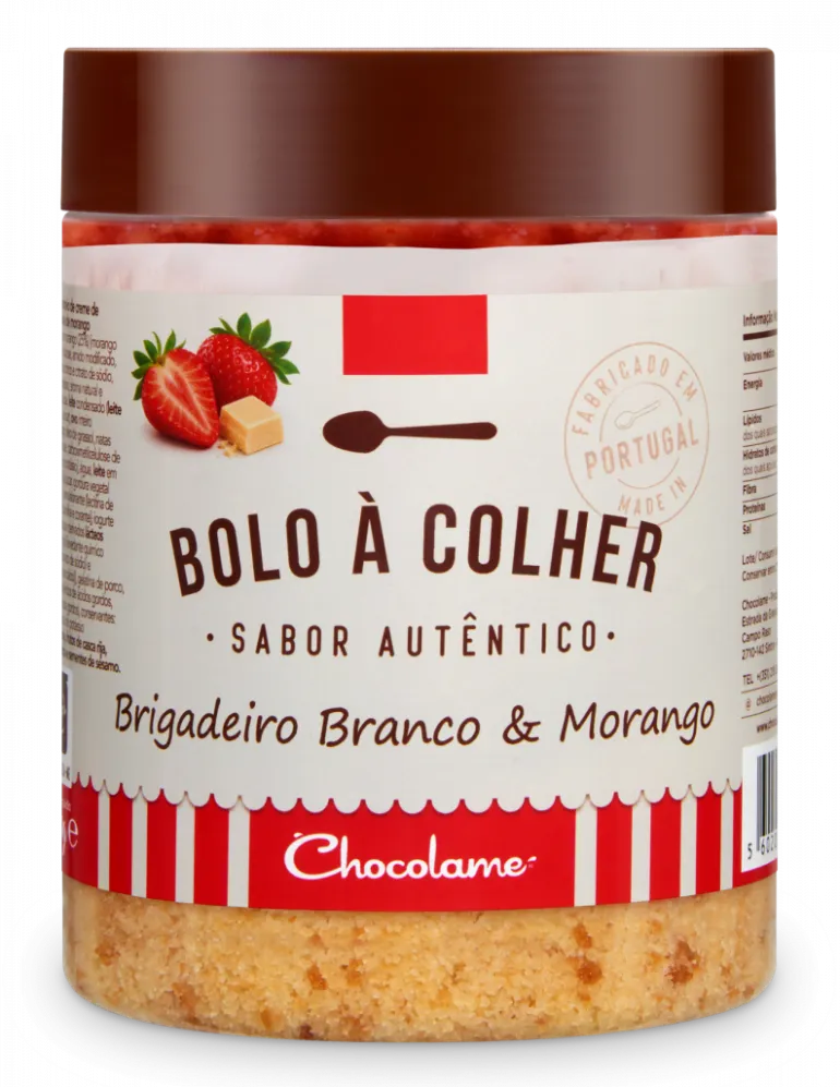 Bolo à Colher Brigadeiro Branco com Morango